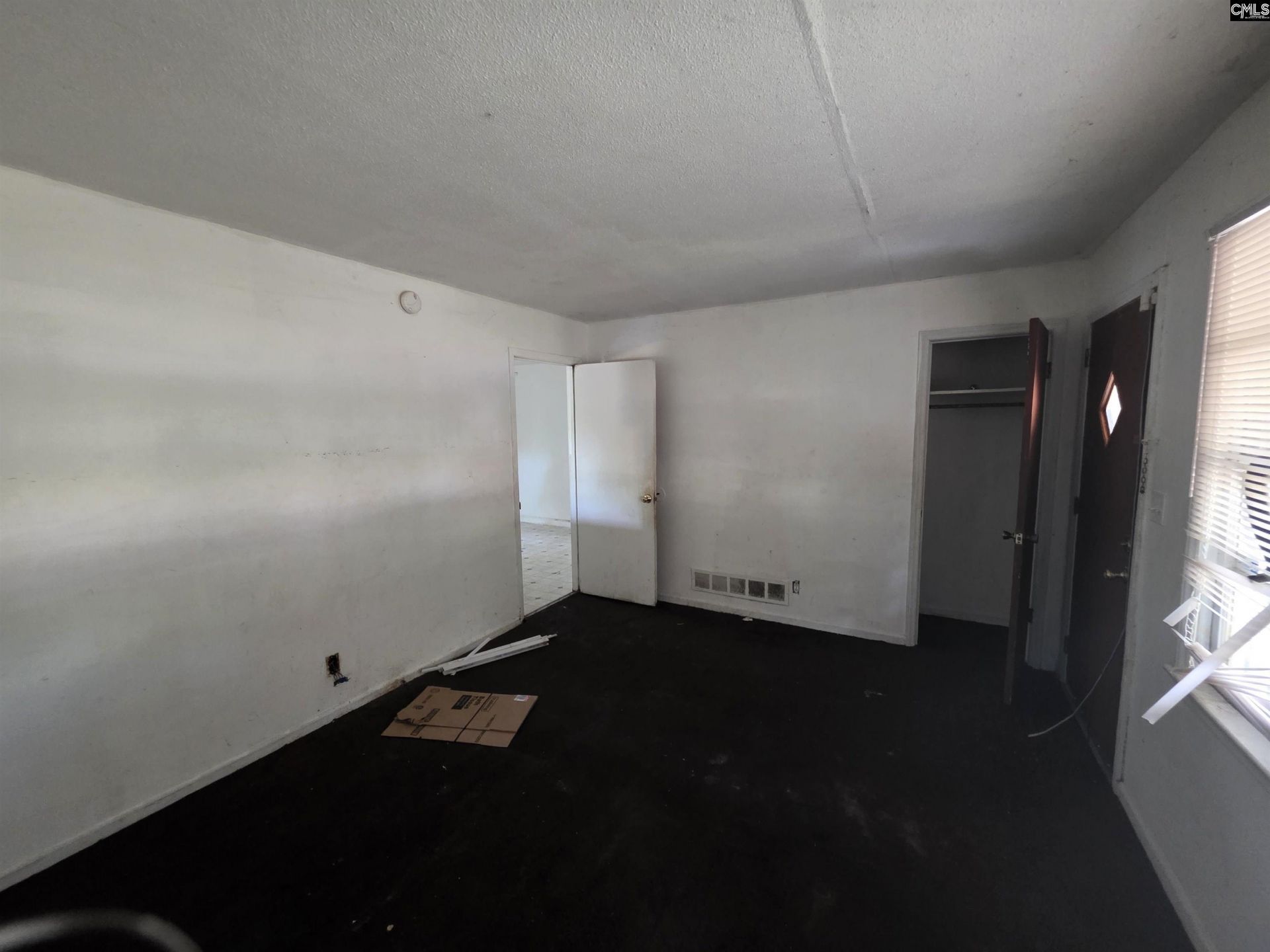 5527 Holmes Avenue Photo 12