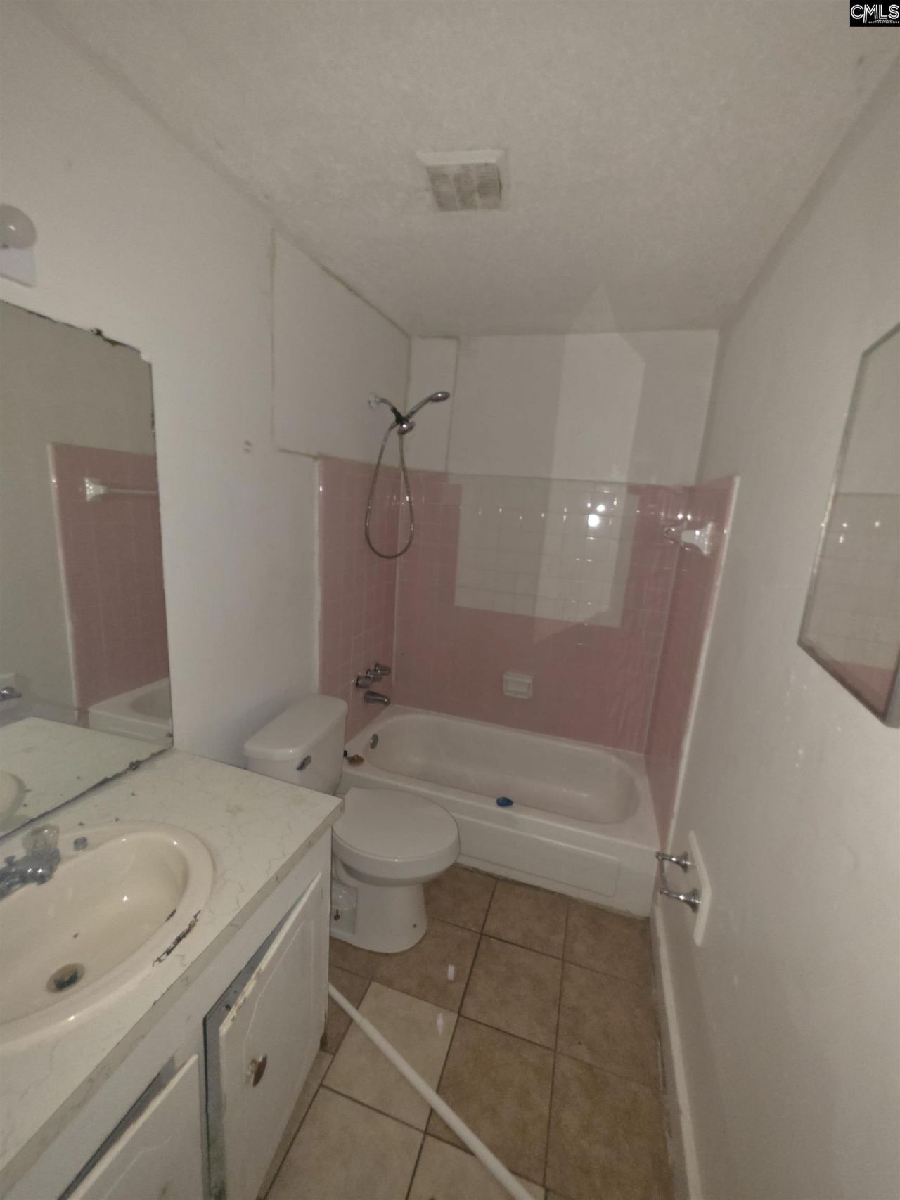 5527 Holmes Avenue Photo 13