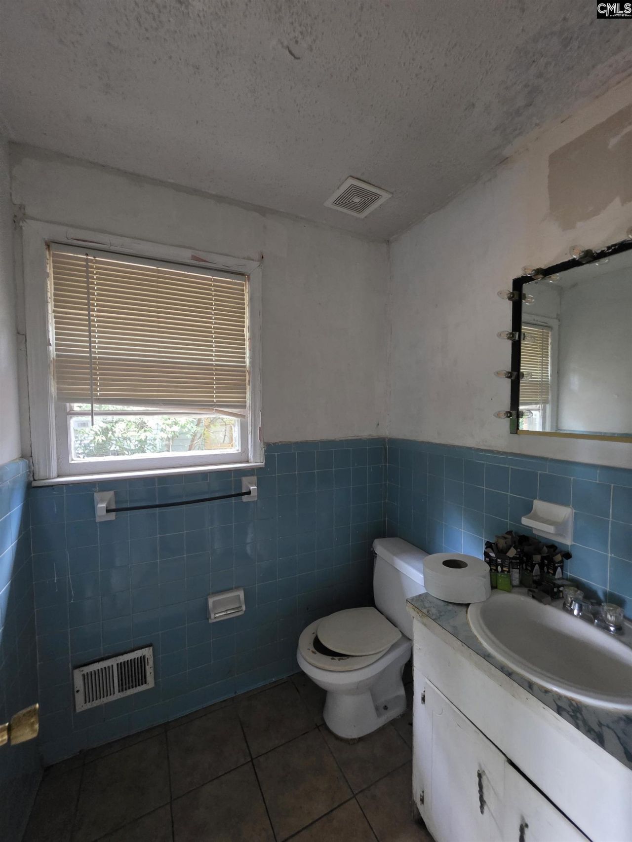 5527 Holmes Avenue Photo 14