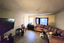 5527 Holmes Avenue photo 4