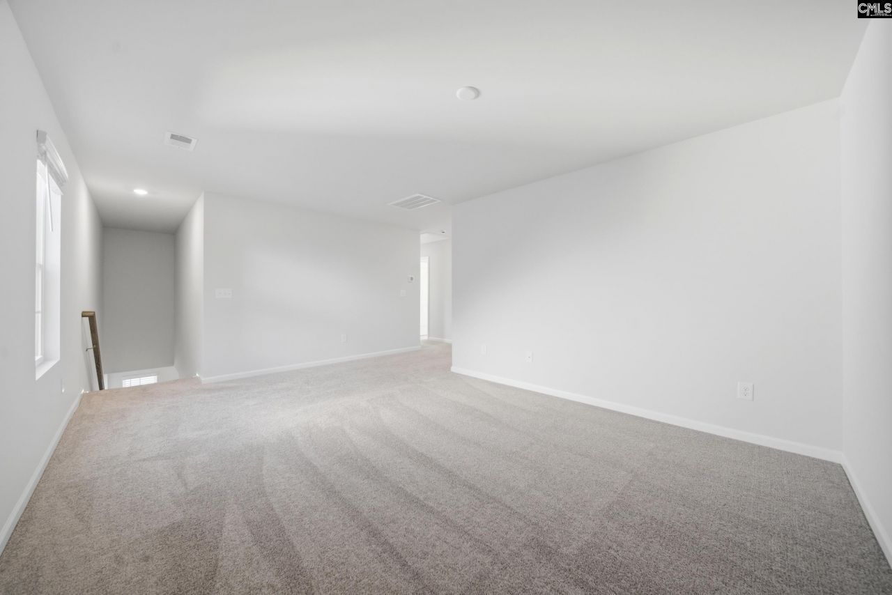 98 Parkwood Court Photo 26