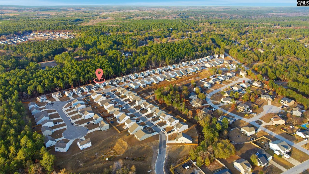 98 Parkwood Court Photo 48