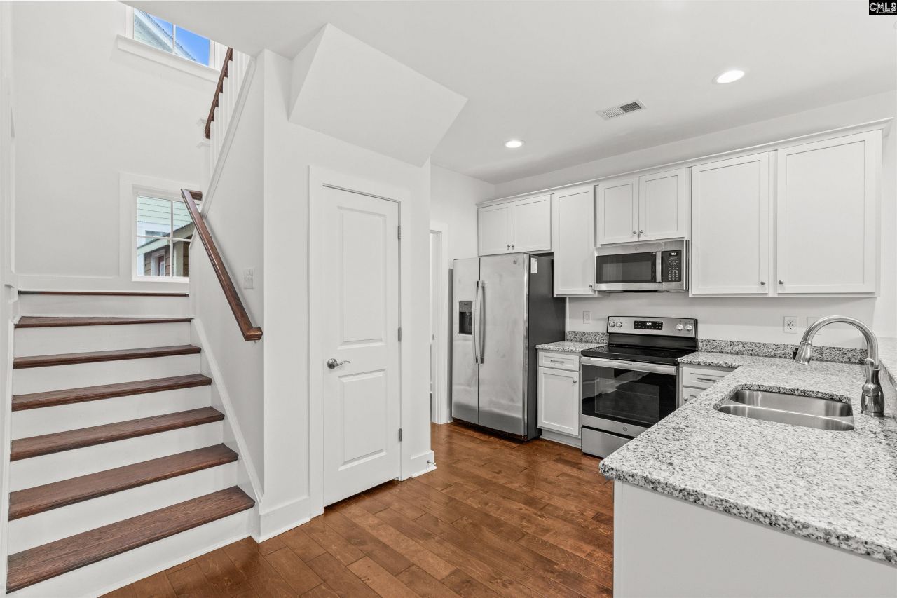 312 St Anns Alley Photo 11