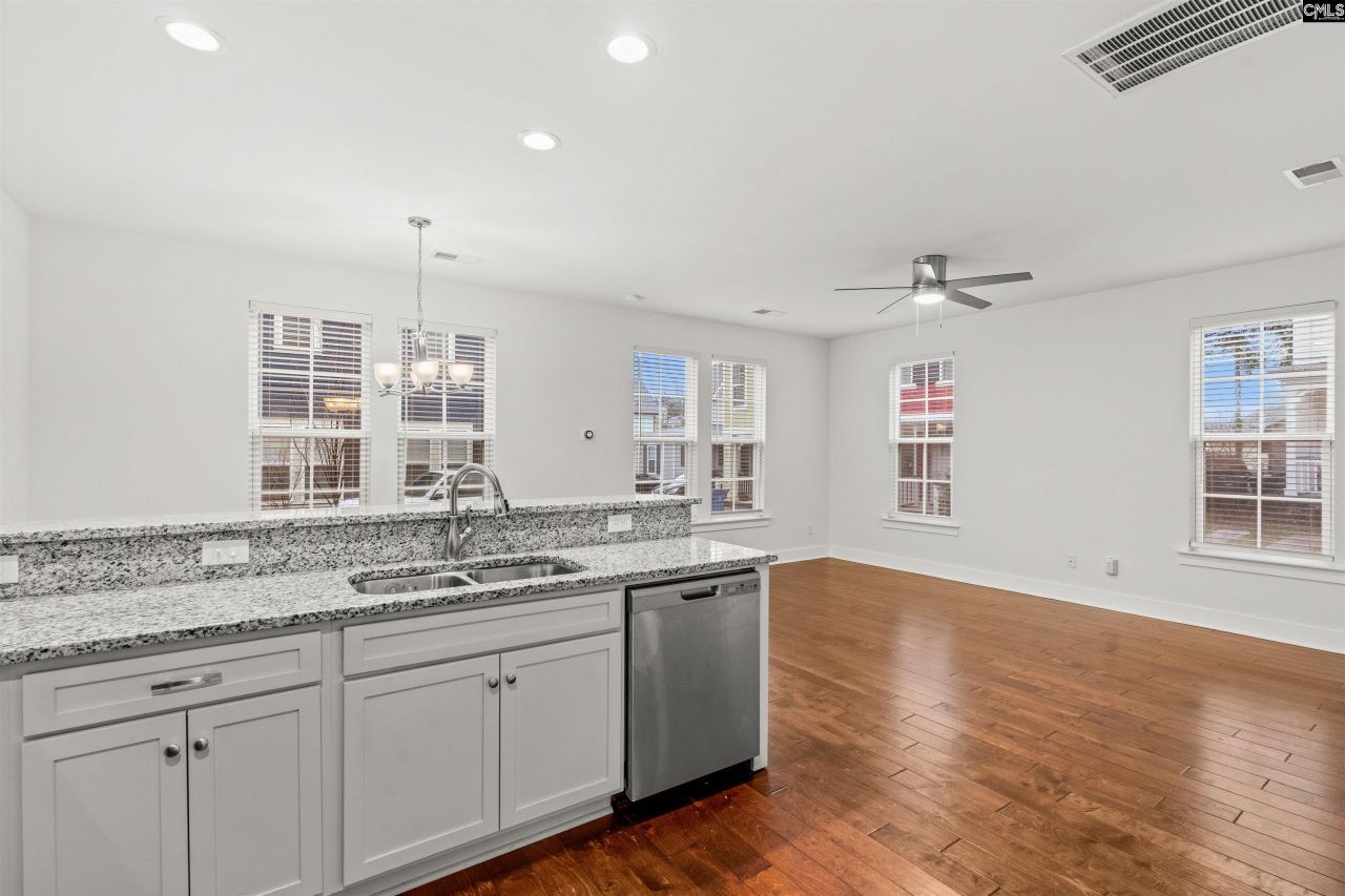 312 St Anns Alley Photo 13