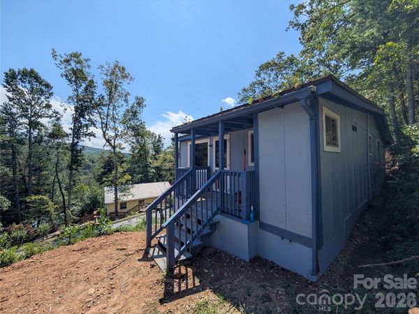 260 Oak Ridge Road , Hendersonville, NC 28792