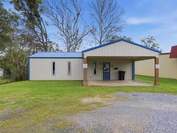 211 Mahlon Street, DeRidder, LA 70634