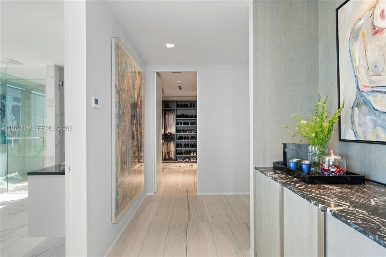 1000 Biscayne Blvd , Unit 3201, Miami, FL 33132 Photo