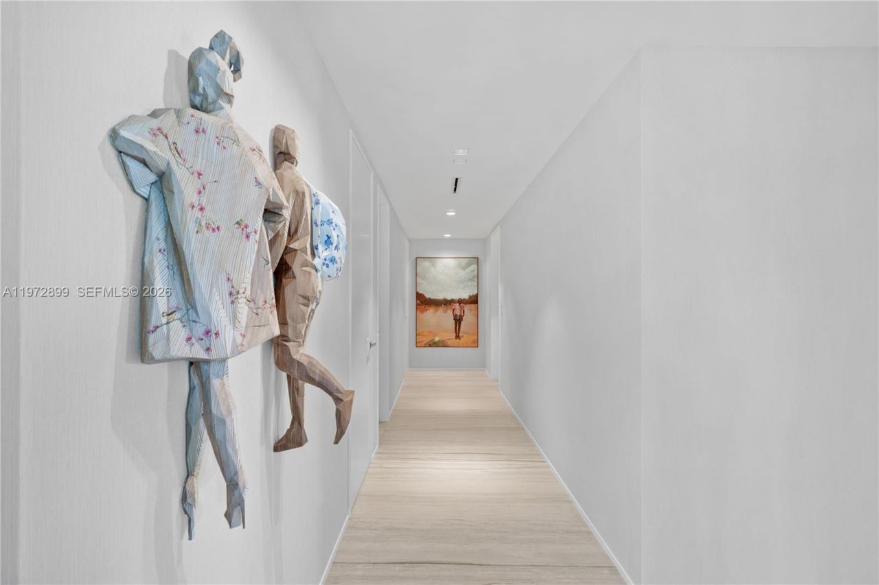 1000 Biscayne Blvd , Unit 3201, Miami, FL 33132 Photo