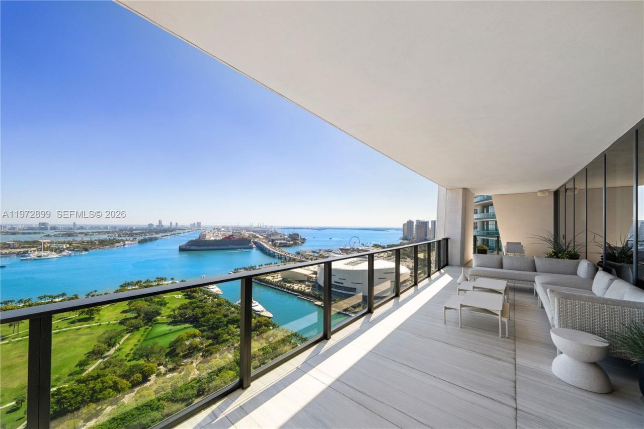 1000 Biscayne Blvd , Unit 3201, Miami, FL 33132 Photo