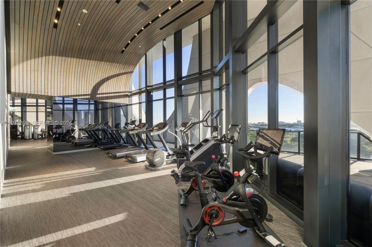 1000 Biscayne Blvd , Unit 3201, Miami, FL 33132 Photo