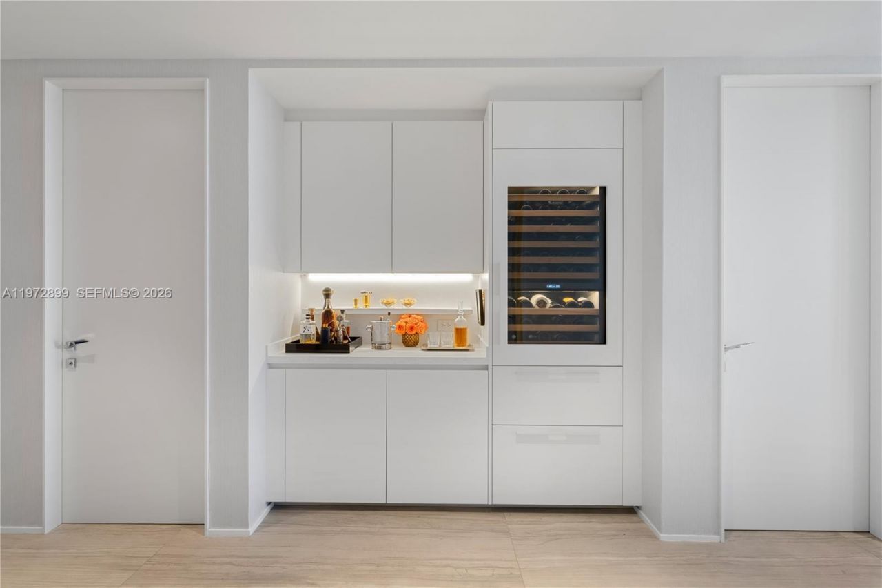 1000 Biscayne Blvd , Unit 3201, Miami, FL 33132 Photo