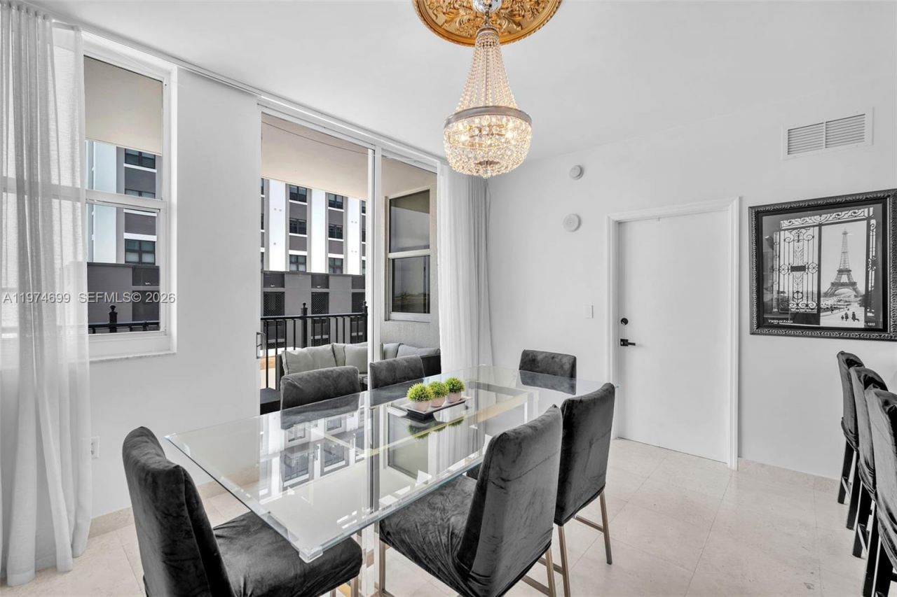 4100 Salzedo St, Unit 519, Coral Gables, FL 33146 Photo