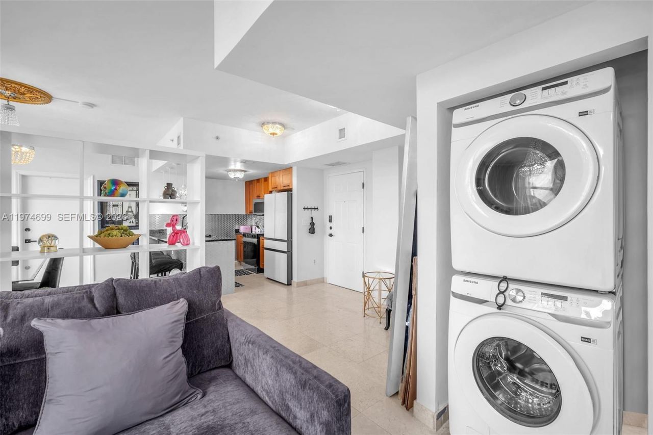 4100 Salzedo St, Unit 519, Coral Gables, FL 33146 Photo