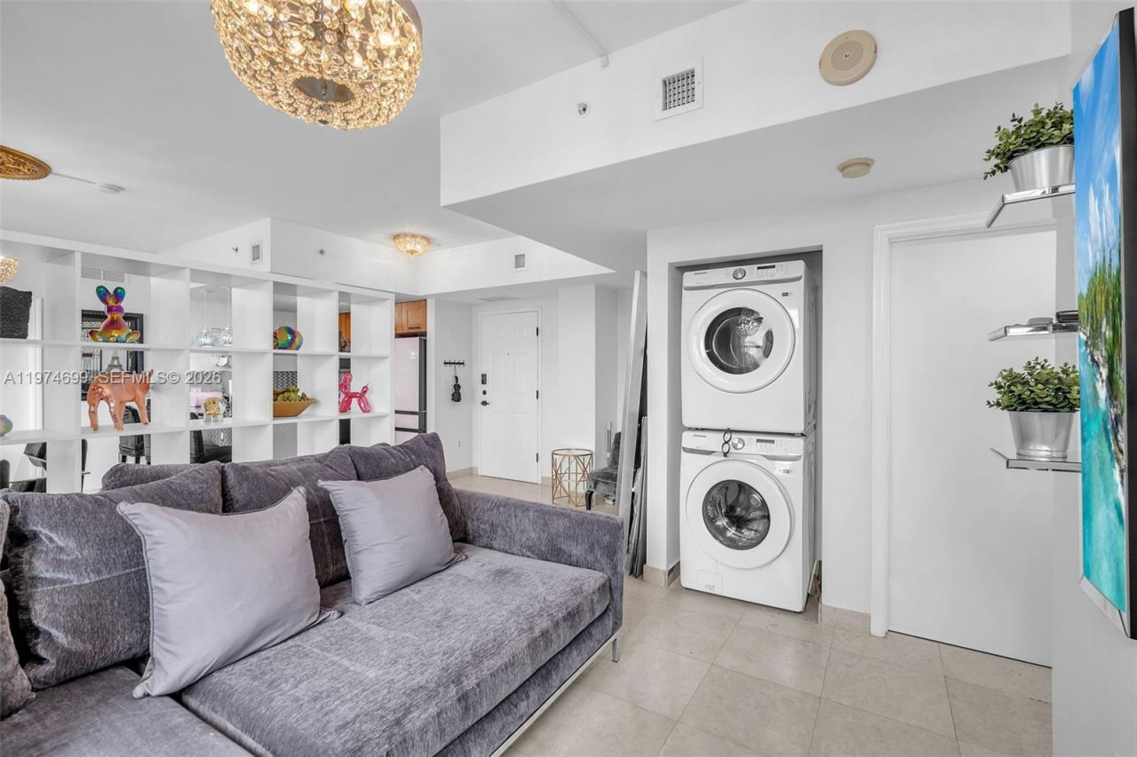 4100 Salzedo St, Unit 519, Coral Gables, FL 33146 Photo