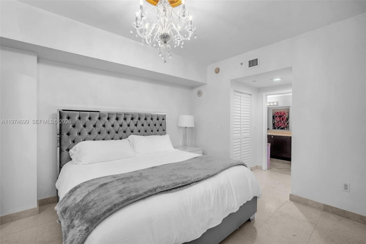 4100 Salzedo St, Unit 519, Coral Gables, FL 33146 Photo