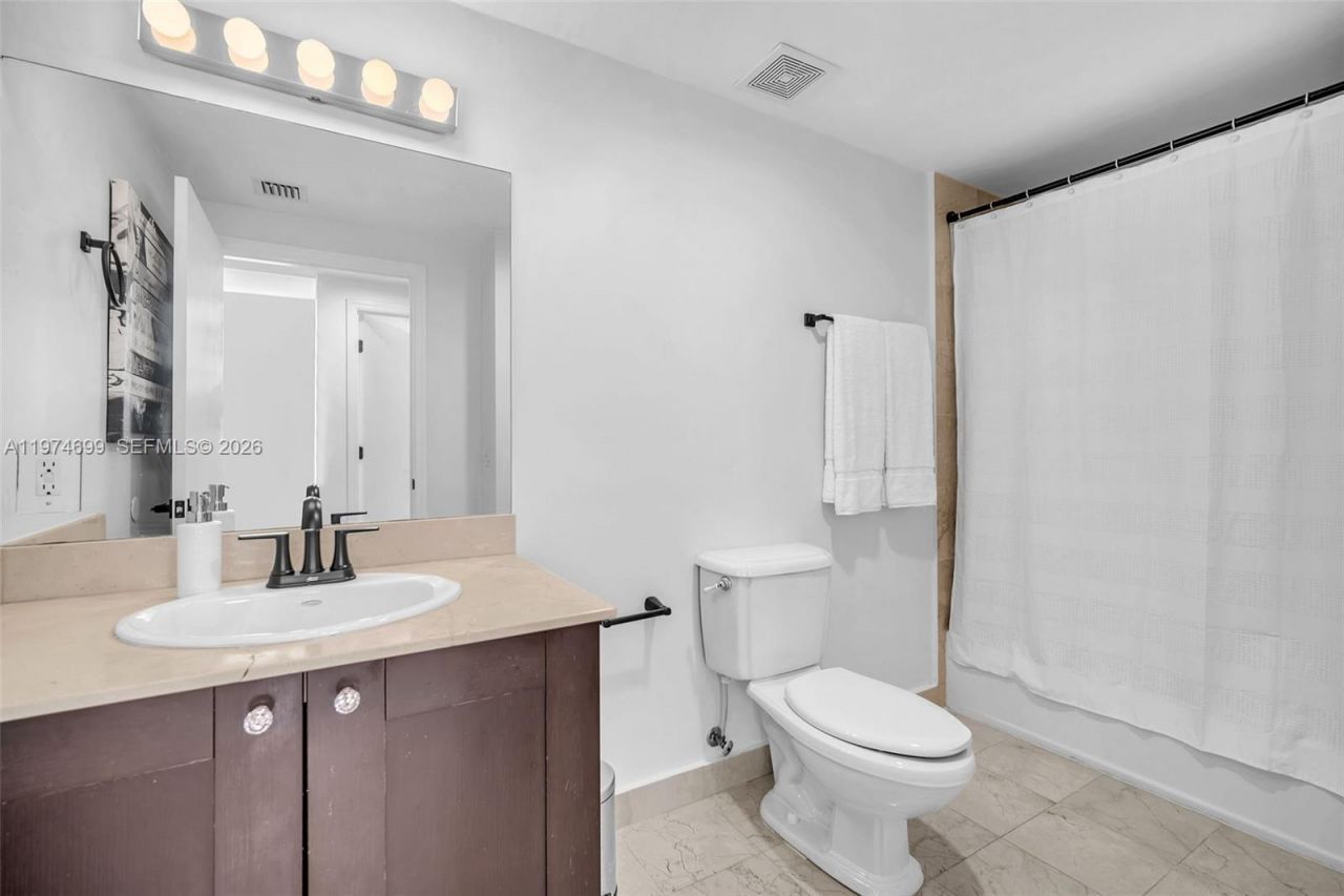 4100 Salzedo St, Unit 519, Coral Gables, FL 33146 Photo