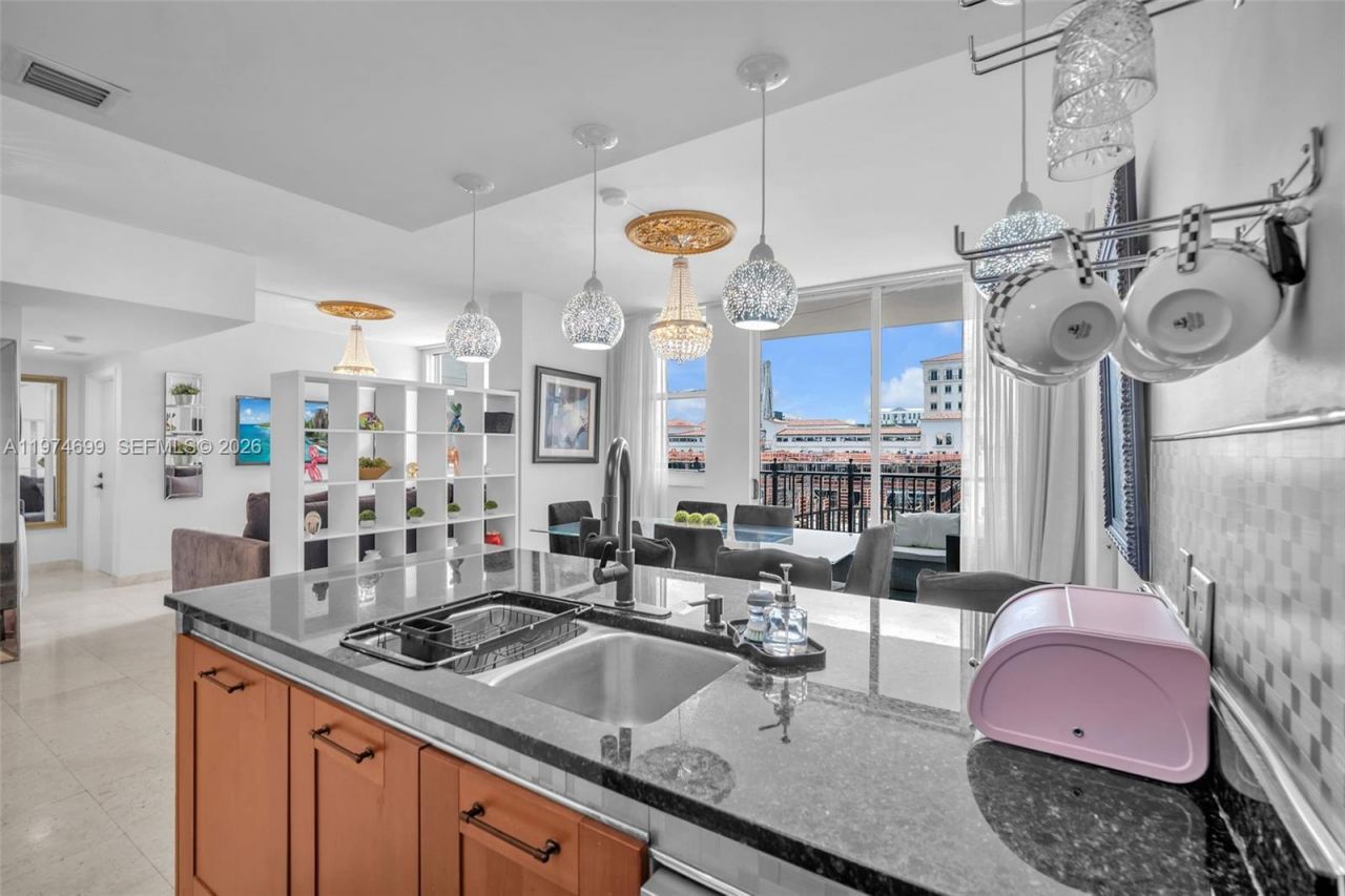 4100 Salzedo St, Unit 519, Coral Gables, FL 33146 Photo