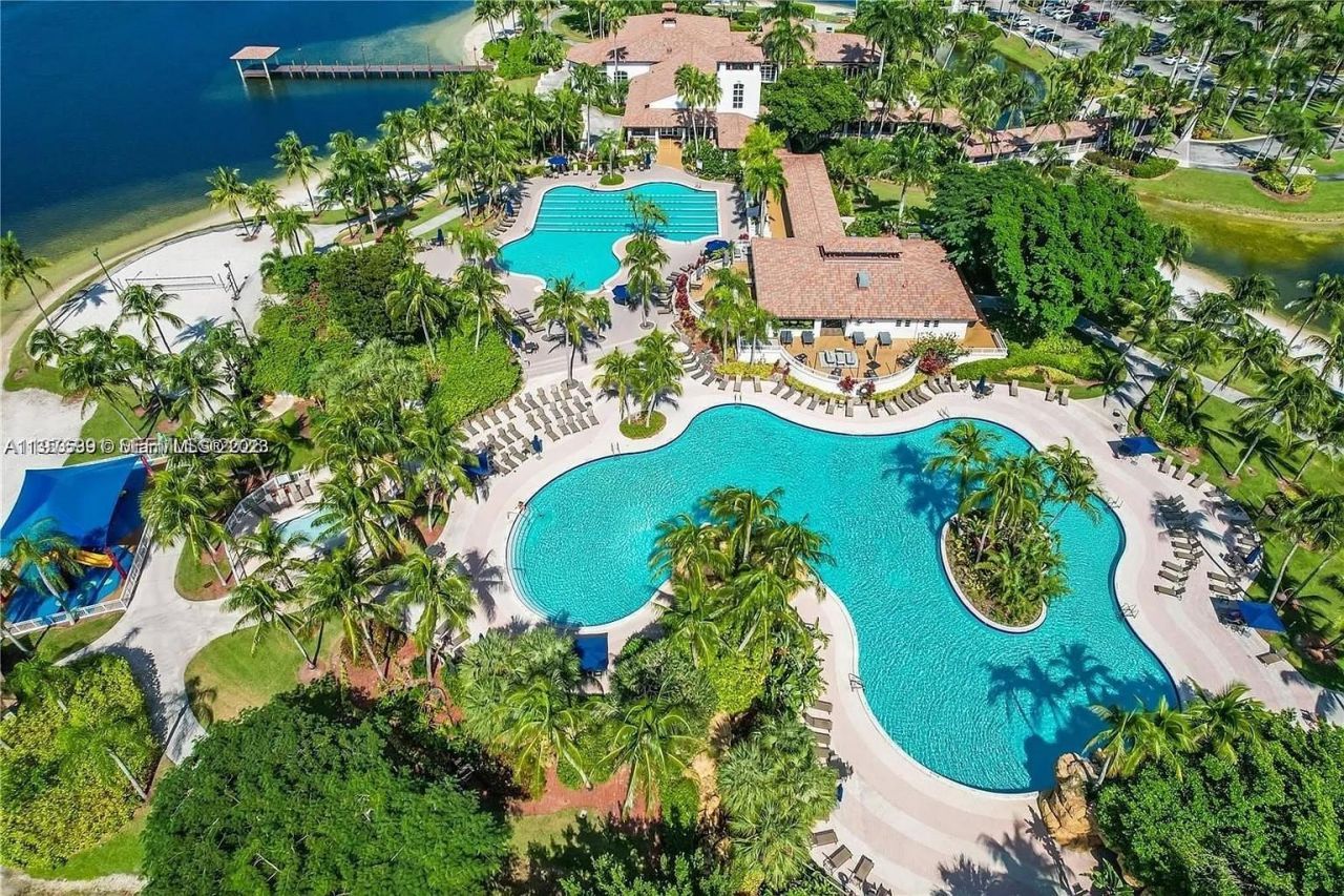 10730 NW 66th St , Unit 105, Doral, FL 33178 Photo