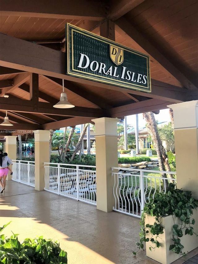 10730 NW 66th St , Unit 105, Doral, FL 33178 Photo