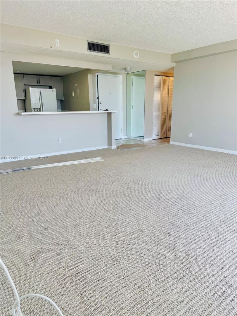 13499 Biscayne Blvd , Unit 606, North Miami, FL 33181 Photo