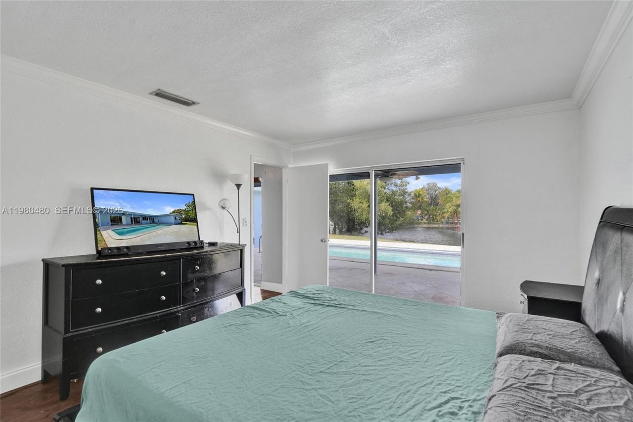 8699 NW 26th Pl , Sunrise, FL 33322 Photo