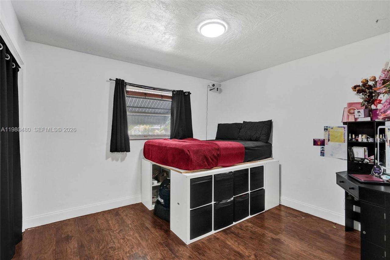 8699 NW 26th Pl , Sunrise, FL 33322 Photo