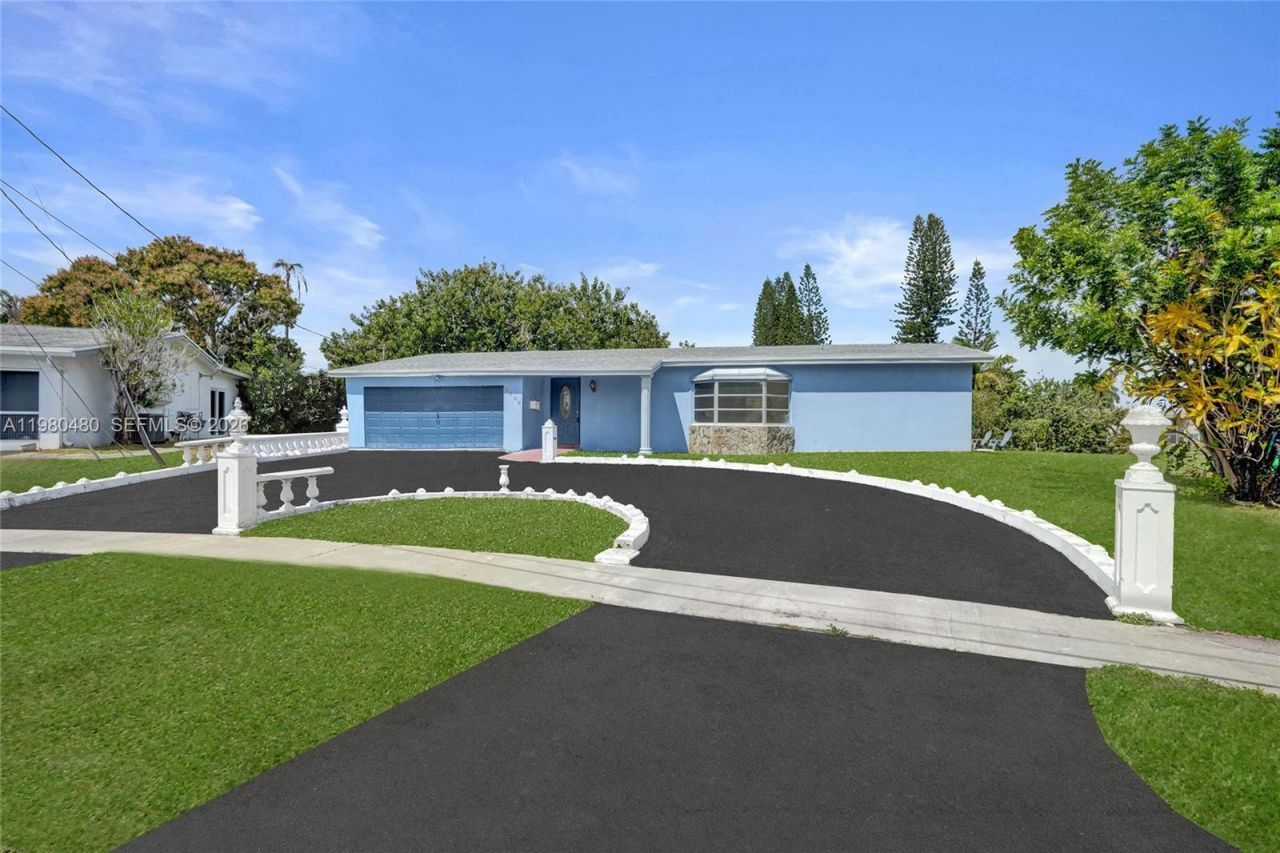 8699 NW 26th Pl , Sunrise, FL 33322 Photo