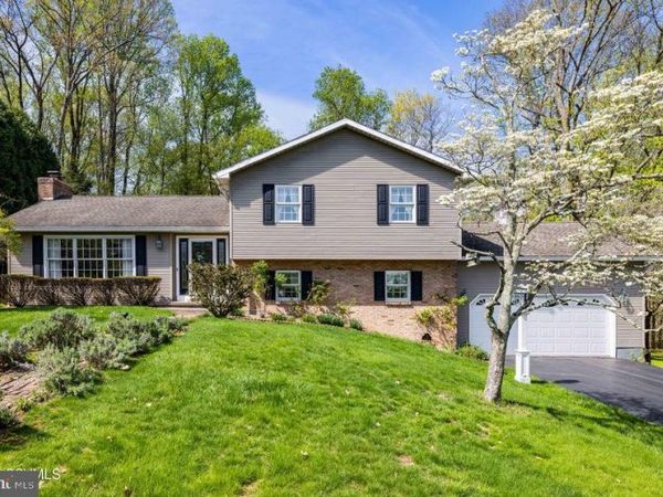 110 RIVER DRIVE, BLOOMSBURG, PA 17815