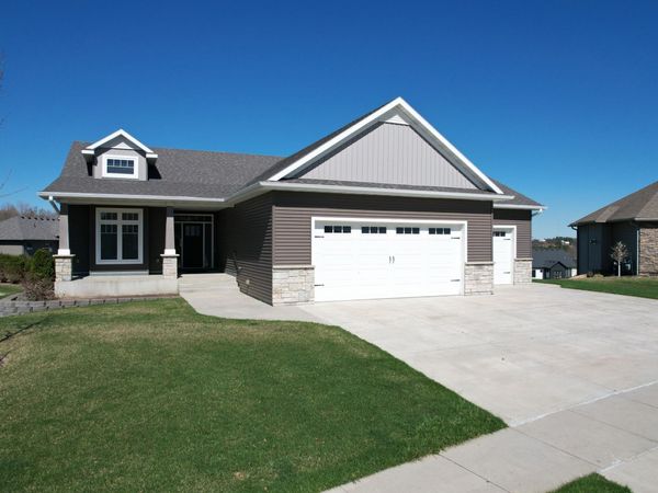 1504 Century Corner Lane NE, Rochester, MN 55906