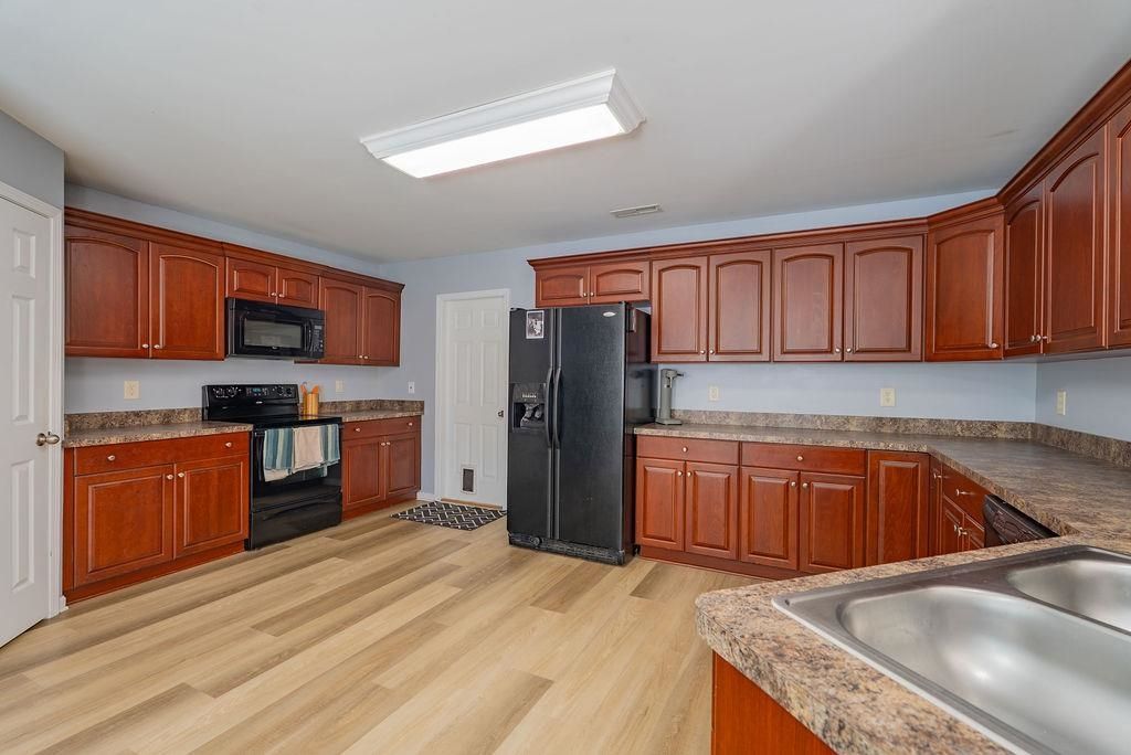 133 Burkridge West Dr. Photo 25