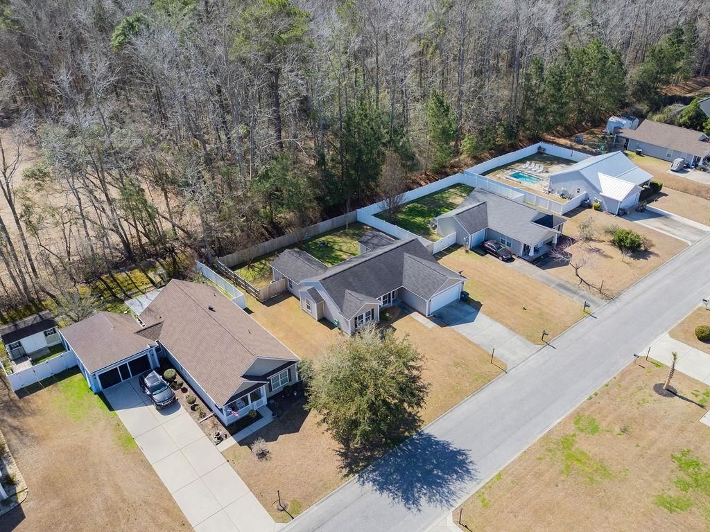 133 Burkridge West Dr. Photo 45