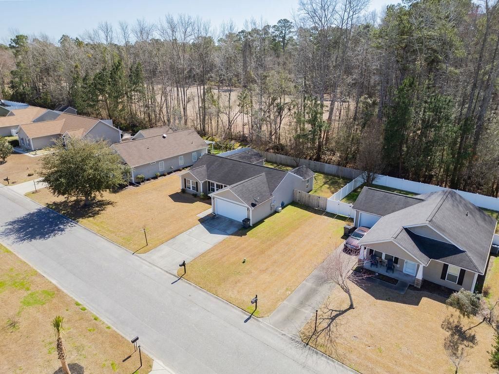 133 Burkridge West Dr. Photo 5