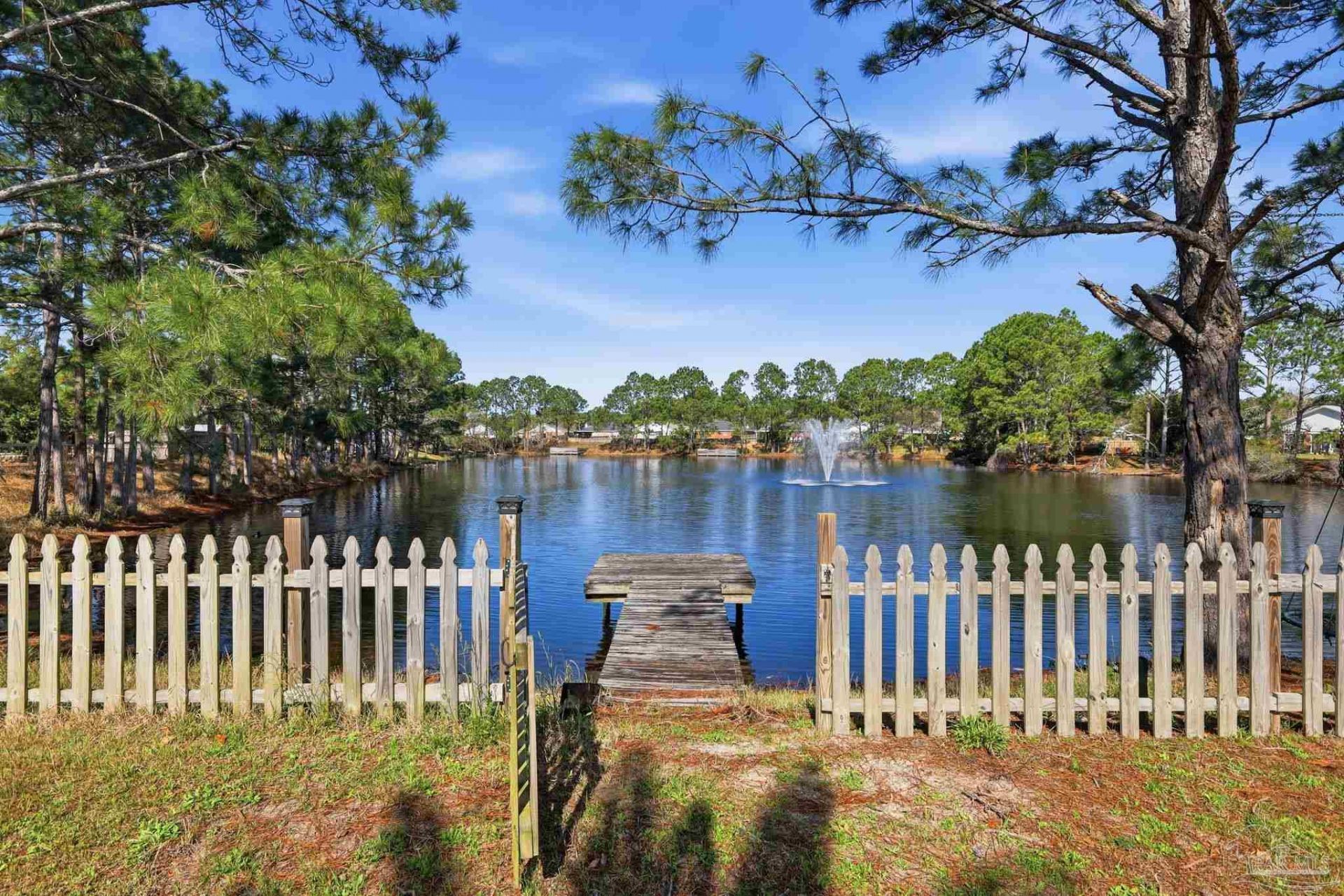 2021 Reserve Blvd, Gulf Breeze, FL 32563 Main Photo