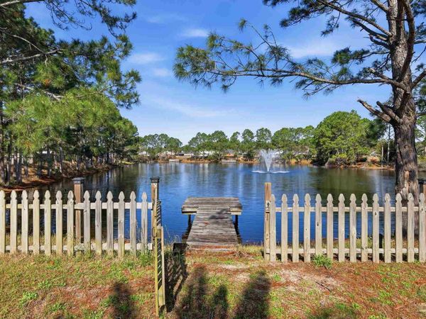 2021 Reserve Blvd, Gulf Breeze, FL 32563