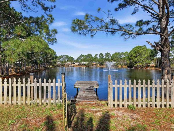 2021 Reserve Blvd, Gulf Breeze, FL 32563