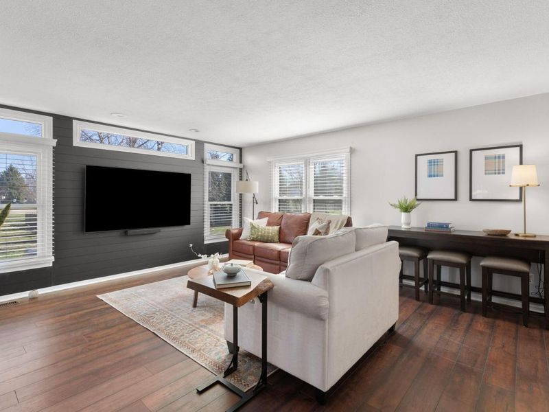 6663 Hilmar Drive , Westerville, OH 43082 Photo 2