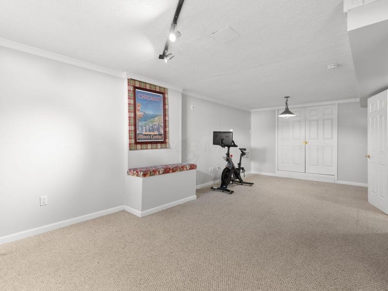 6663 Hilmar Drive , Westerville, OH 43082 Photo 28