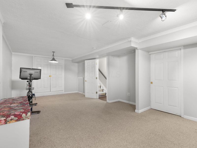 6663 Hilmar Drive , Westerville, OH 43082 Photo 29