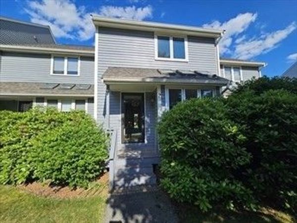 311 Maple Brook, Unit 311, Bellingham, MA 02019
