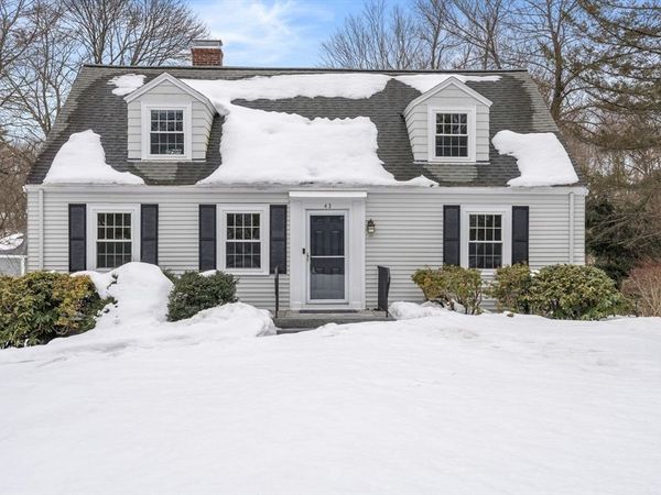 43 Bancroft Road, Wellesley, MA 02481