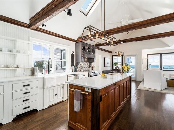 1030 Washington St, Gloucester, MA 01930