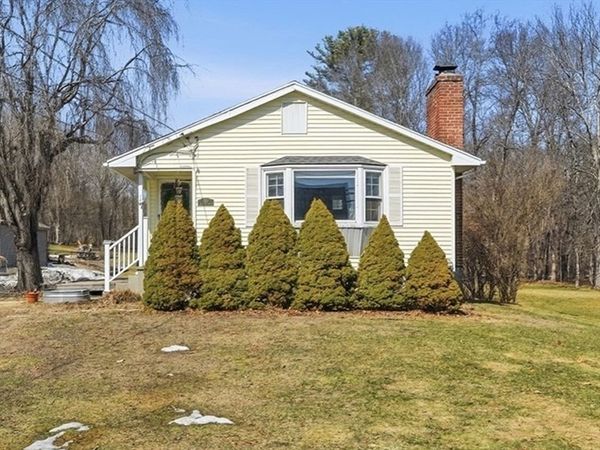 180 Southwick St, Agawam, MA 01030