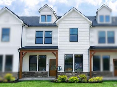 265 Lantana Drive, Brighton, MI 48116