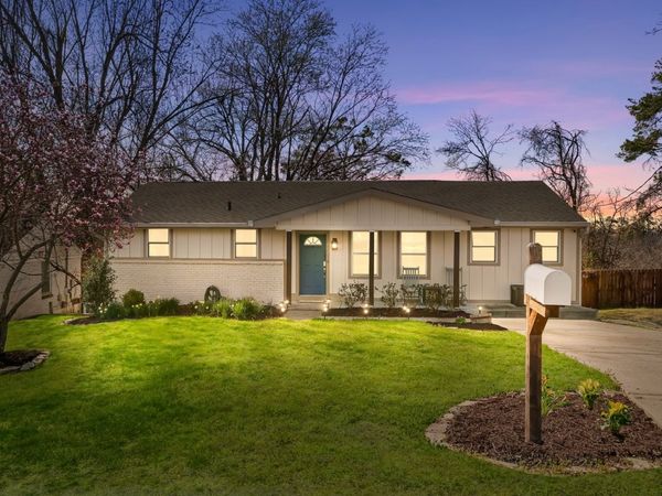 3125 Lake Park Dr , Nashville, TN 37211