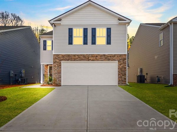 104 Providence Walk Drive , Hendersonville, NC 28792