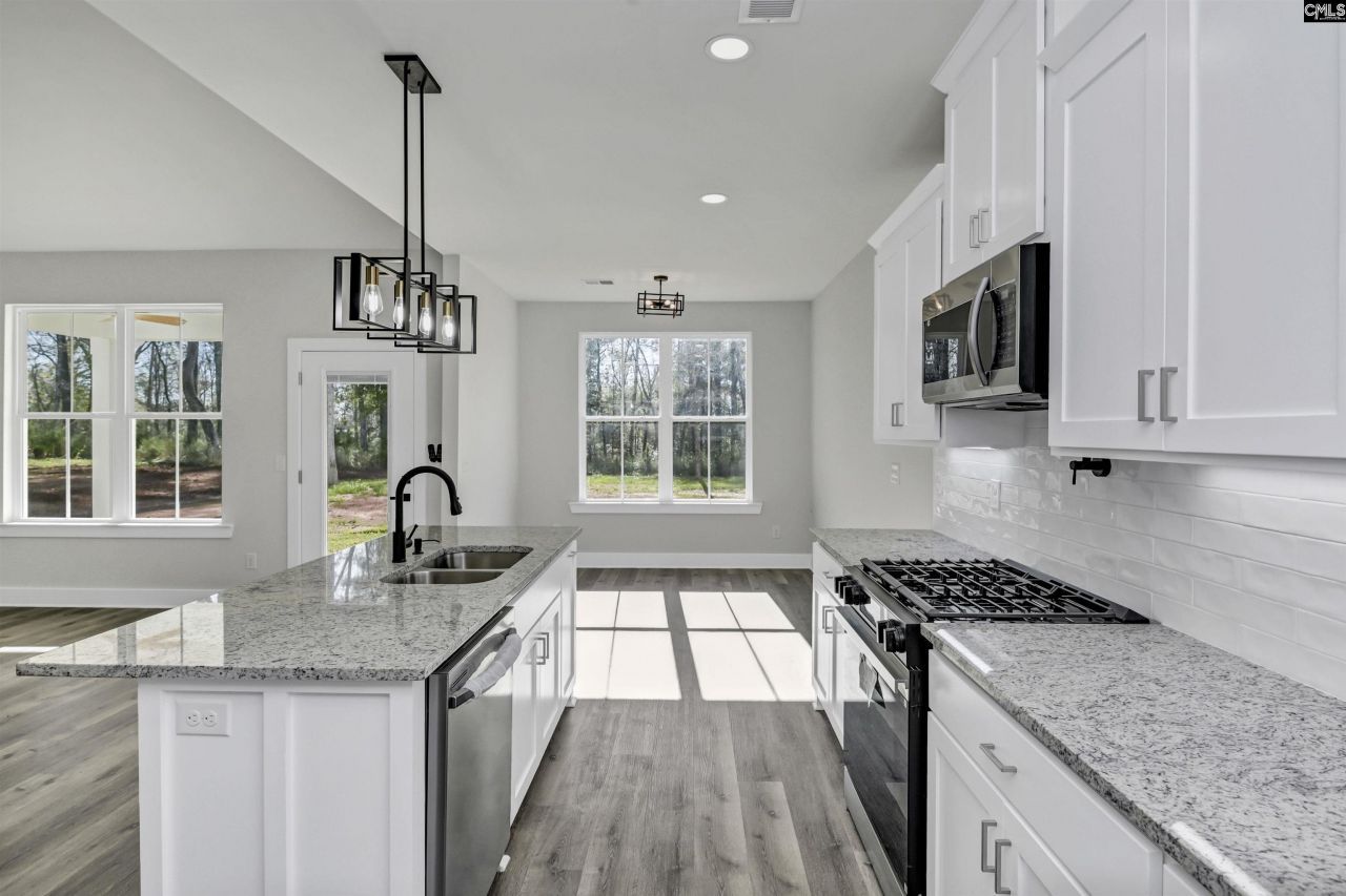 29 Lands End Lane Photo 17