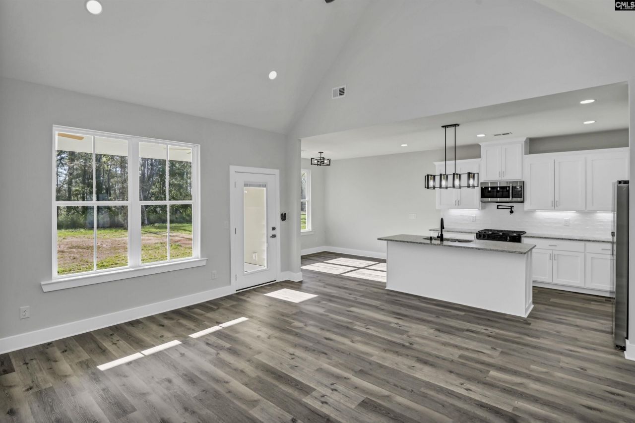 29 Lands End Lane Photo 23