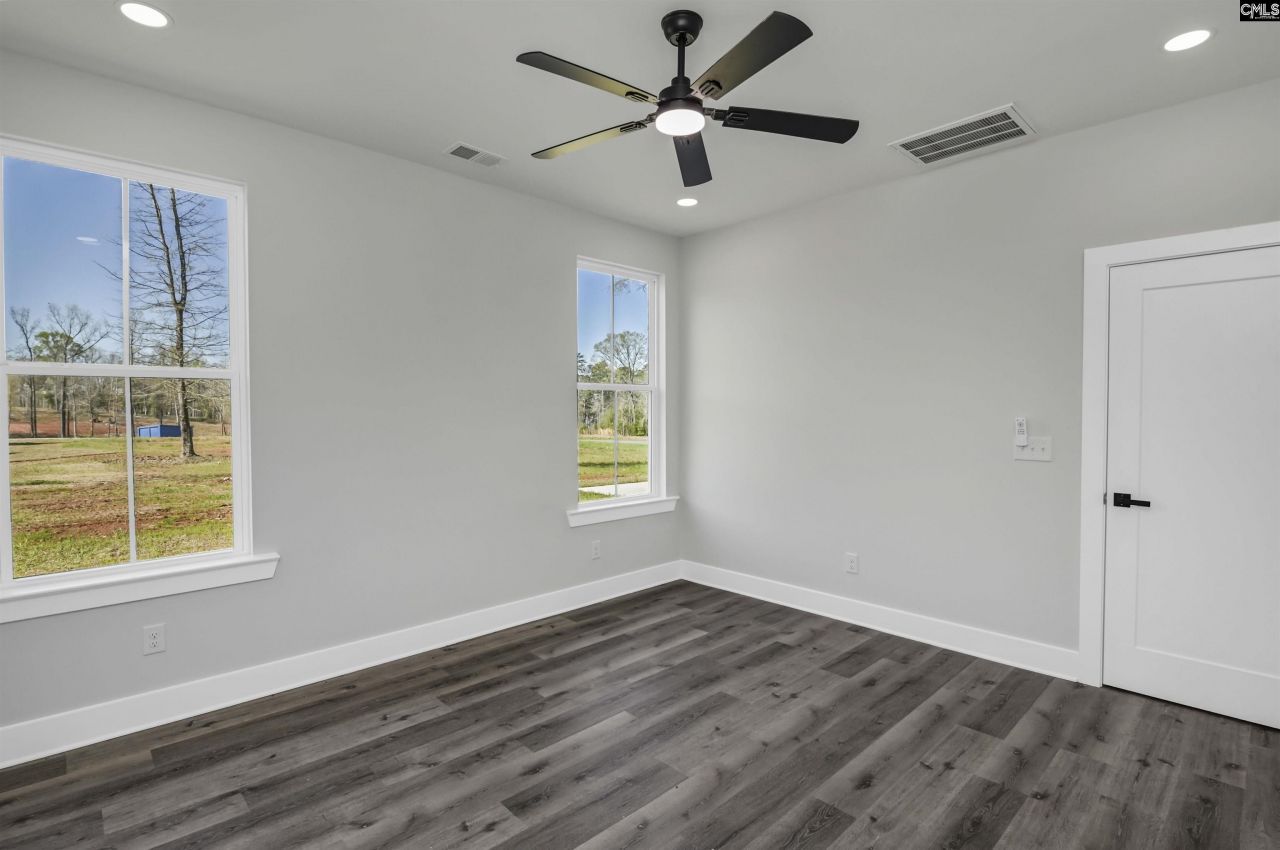 29 Lands End Lane Photo 25