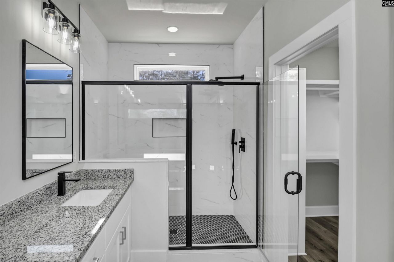 29 Lands End Lane Photo 28