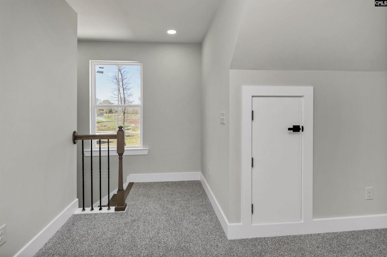 29 Lands End Lane Photo 33